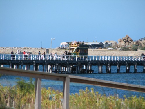 Causeway from Victor Harbor to Granite Island Causeway from Victor Harbor to Granite Island