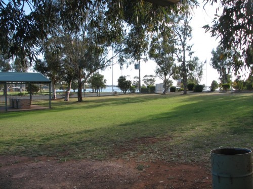 Lake Cargelligo Caravan Park, NSW Lake Cargelligo Caravan Park, NSW