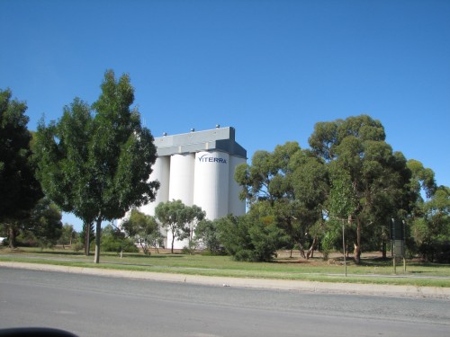 Grain silos at Tintinara, SE South Australia Grain silos at Tintinara, SE South Australia